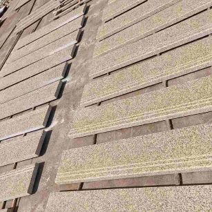 宜春 黄金麻花岗岩光面楼梯踏步