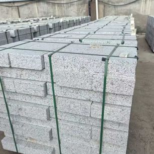 宜春 白麻花岗岩路沿石，弧形路沿石，道牙石，马路牙子，界石，路缘石，平沿石，直岩石，平缘石等