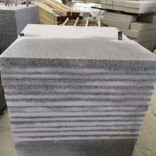 宜春 芝麻白5公分火烧地铺成品，900*400，规格可定制