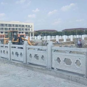 宜春 白麻花岗岩荔枝面河道栏杆