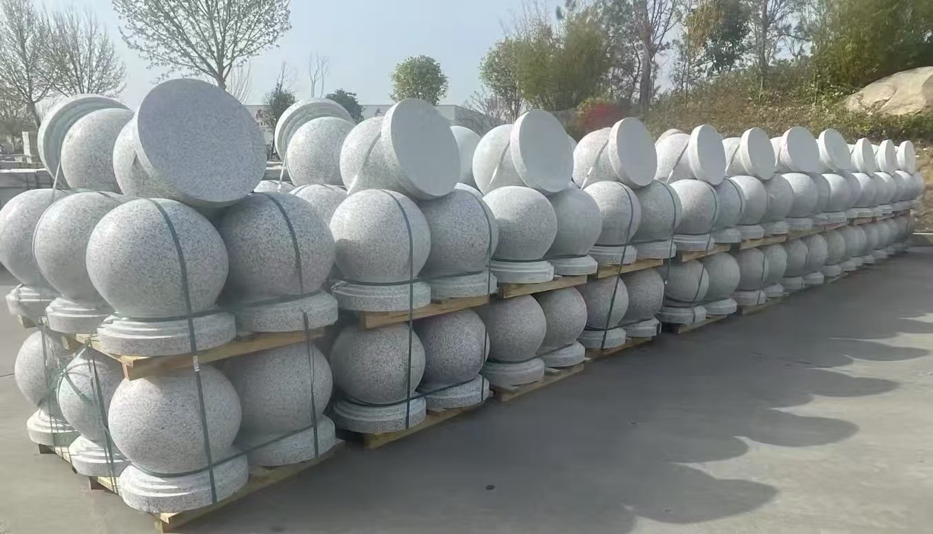 宜春 白麻花岗岩石材圆球，石球，挡车球，隔离球，景观石球，风水球等