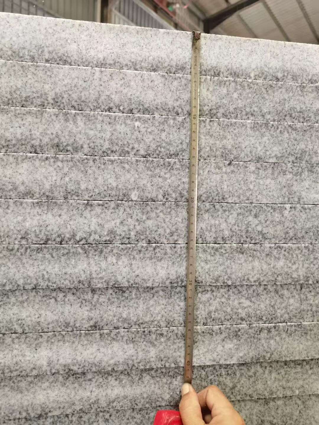 宜春 芝麻白火烧成品厚薄均匀，B料价格接近A料质量