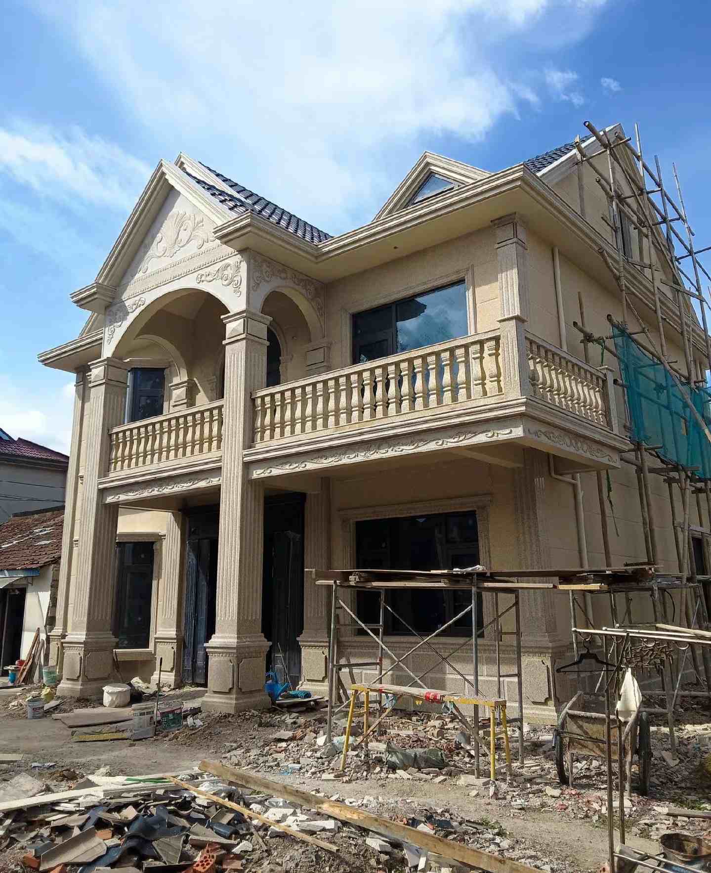 宜春 黄金麻花岗岩石材私人别墅雕花门楼柱阳台栏杆