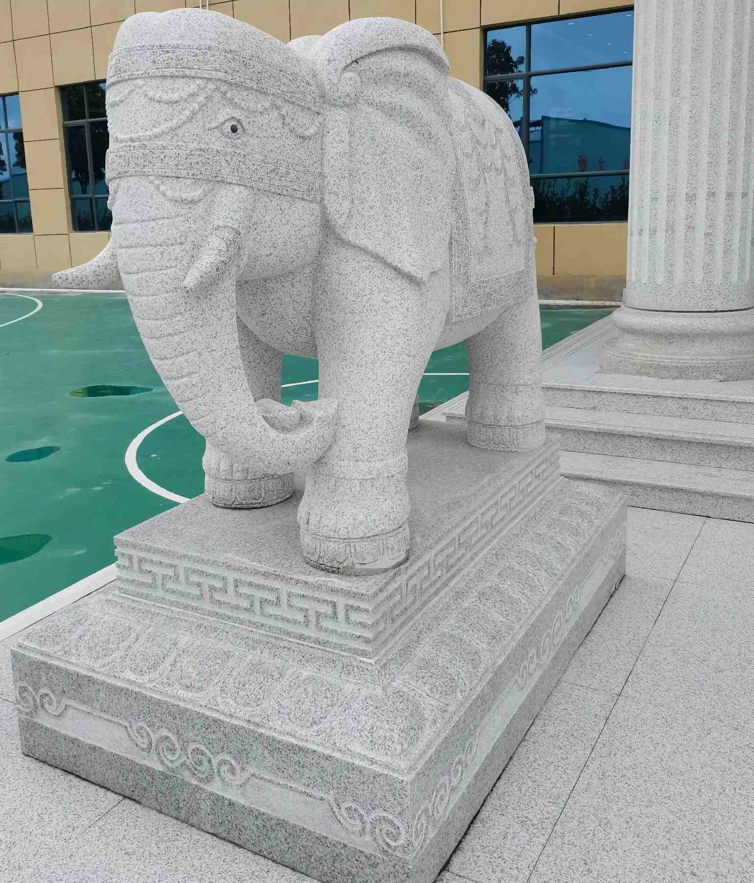 宜春 白麻花岗岩动物异形石雕-大象