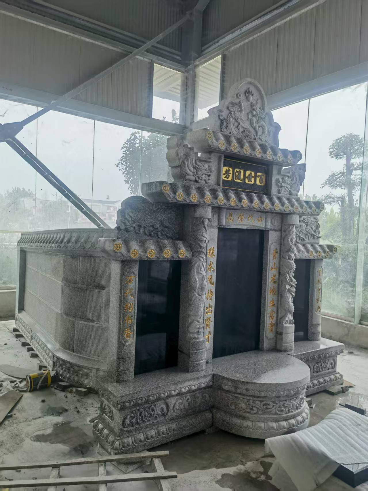 宜春 芝麻白墓碑效果展示图