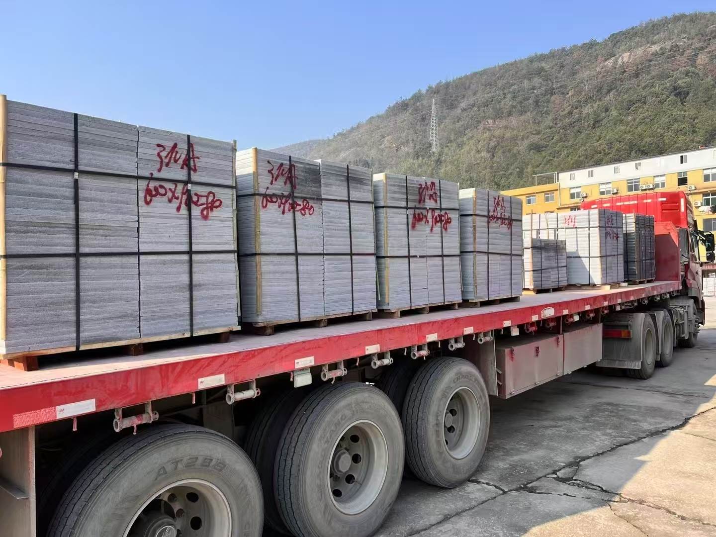 宜春 芝麻灰地铺石出货日常