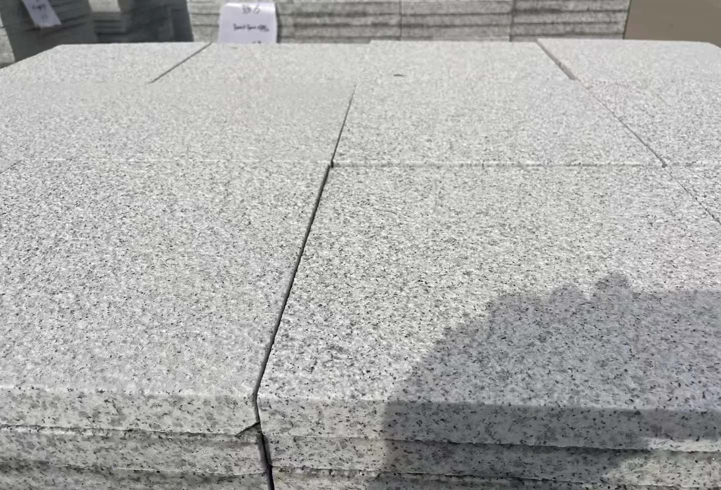 宜春 白麻花岗岩石材推荐 荔枝面地铺石