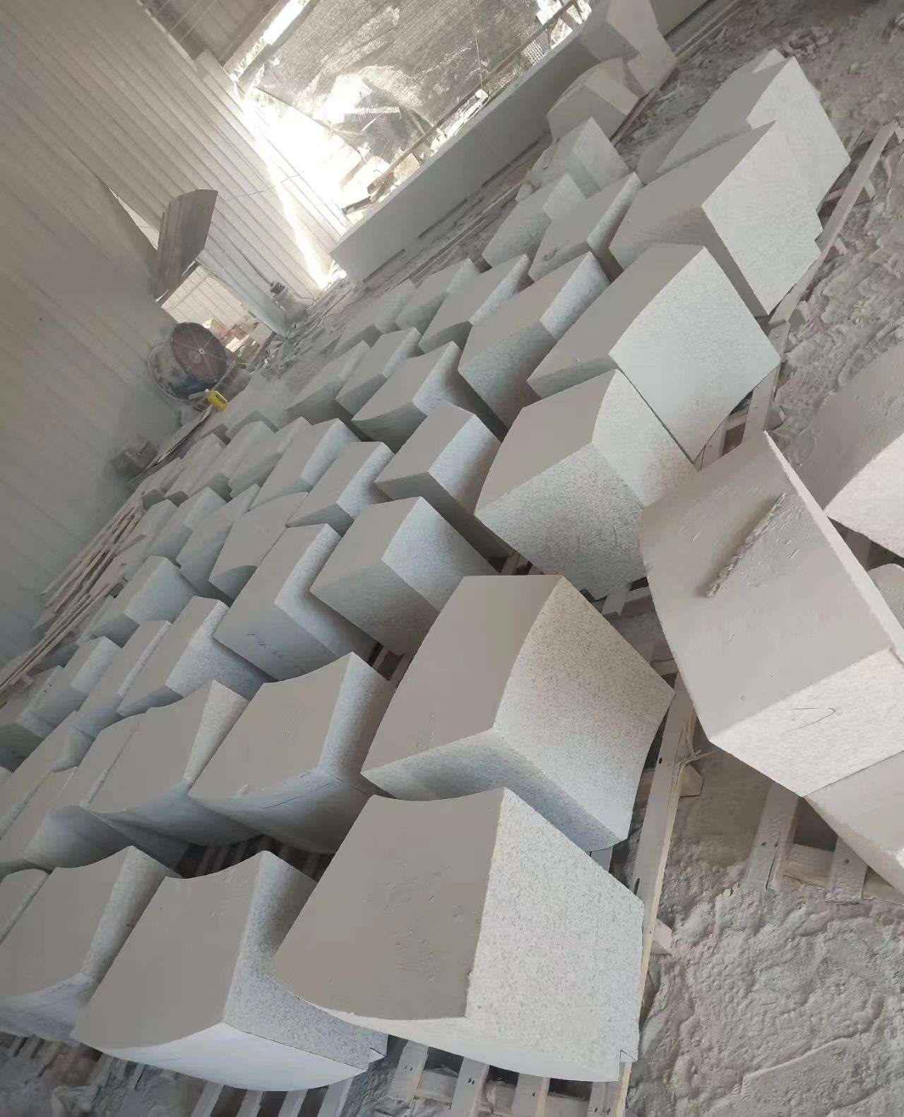 宜春 白麻花岗岩异形坐凳