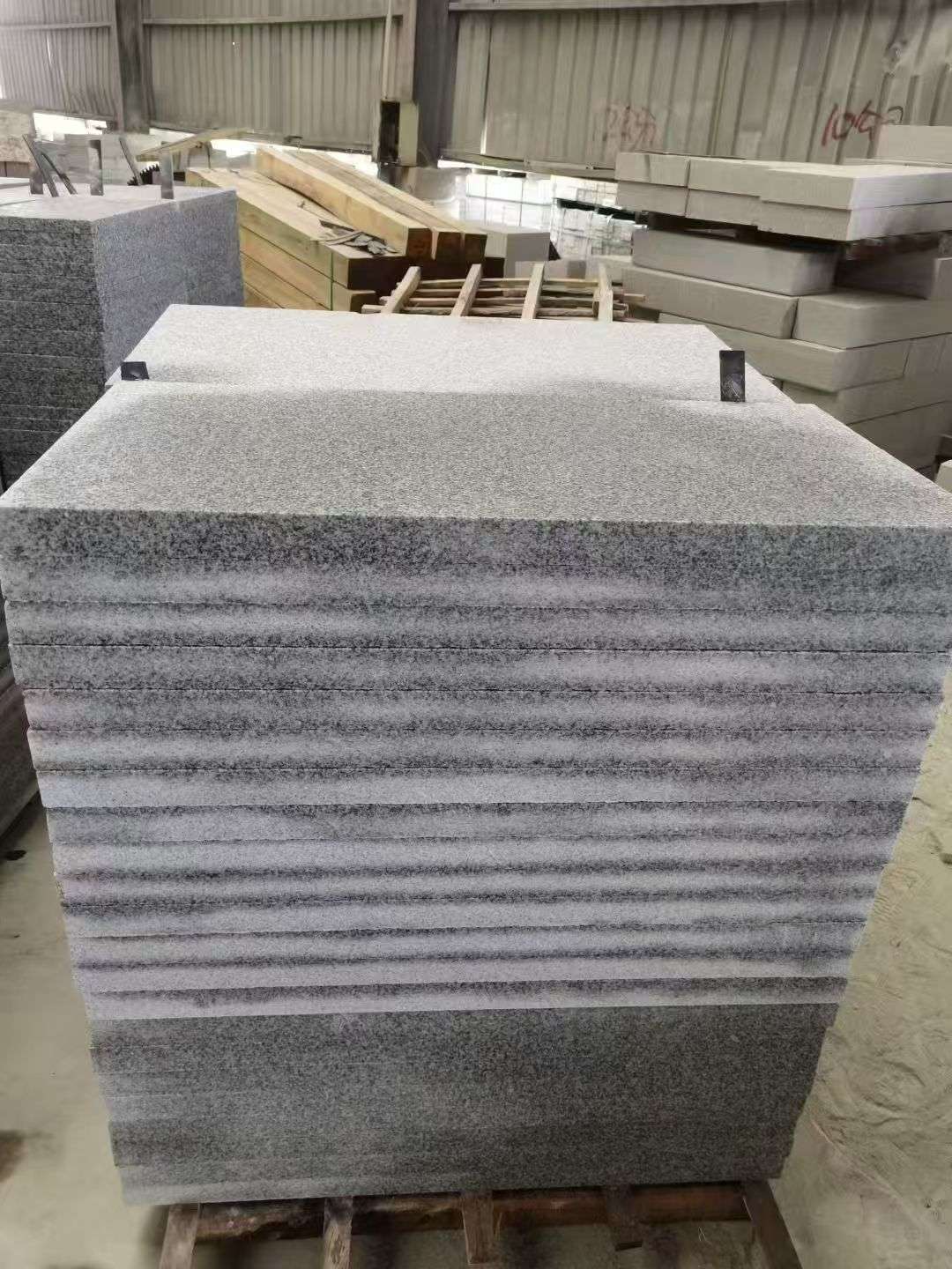 宜春 芝麻白5公分火烧地铺成品，900*400，规格可定制